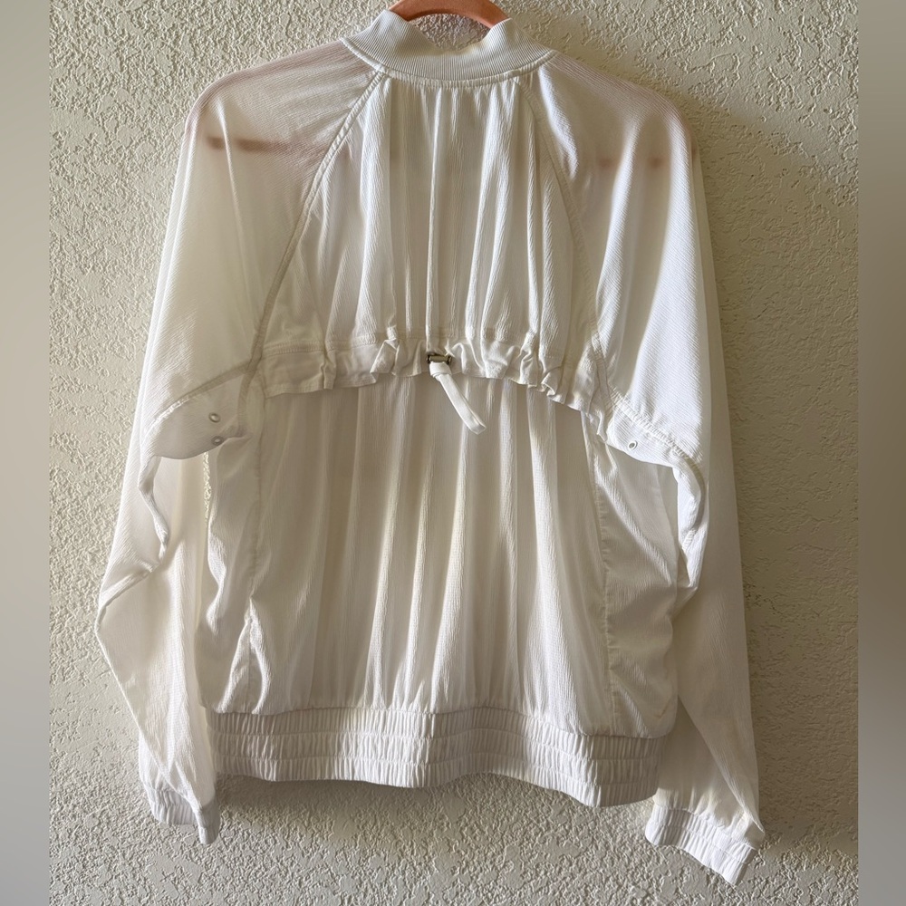 Athleta Windbreaker Adjustable Back String Light … - image 4